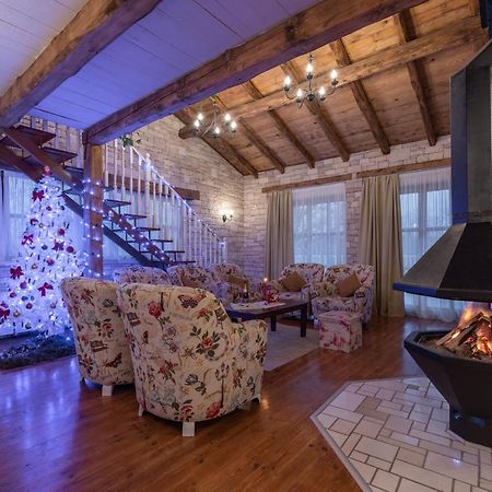 Family Villa Lipica With Private Pool And Jacuzzi Pazin Exterior foto